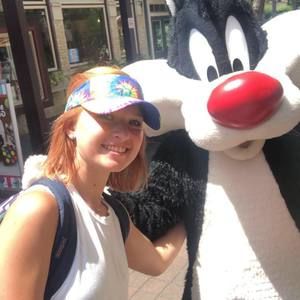 Meet your Posher, Hailey